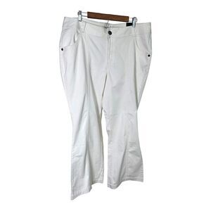 NWT Lane Bryant White Cropped Length Jeans - Size 22